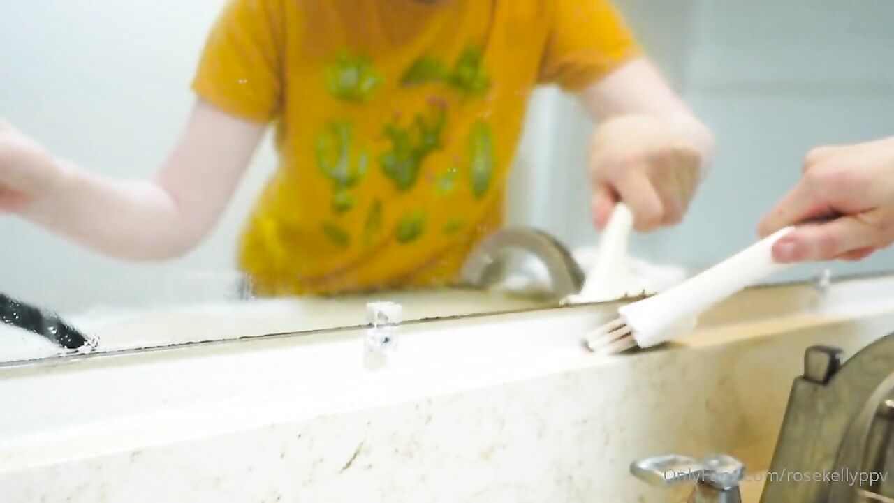 Rose Kelly Bathroom Clean